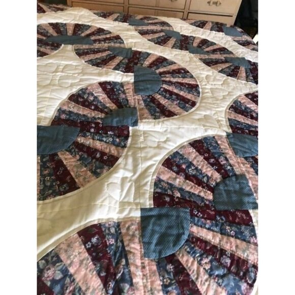 Handmade King Size Amish Fan Quilt Blue Pink Burgundy Roses Floral - Picture 6 of 6